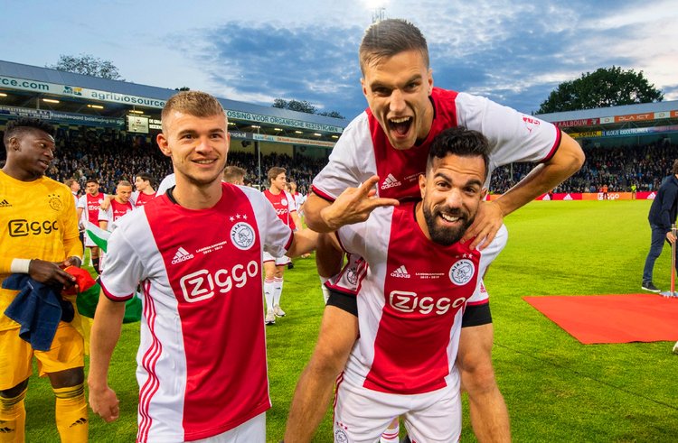 念品摊位 念品摊位