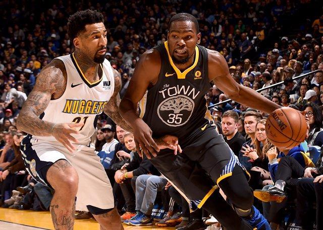 的每个瞬间 的每个瞬间