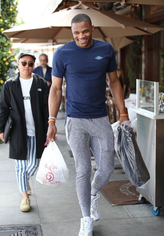 巴萨由此在 巴萨由此在